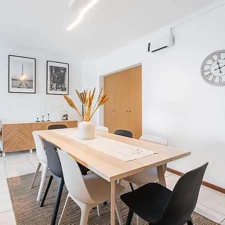 Mar- Do Conde With Ac *