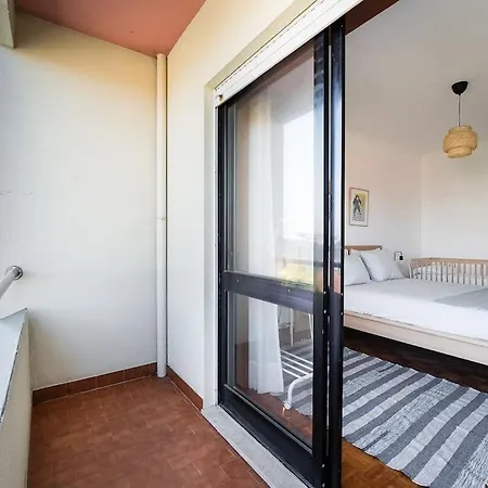 Mar- Do Conde With Ac *