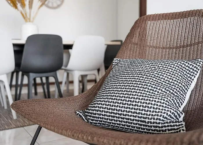 Mar- Do Conde With Ac *